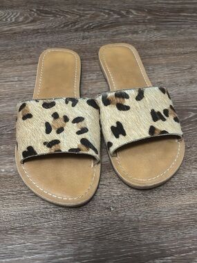 Coconuts by Matisse Leopard Print Slide Sandals in Tan and Black